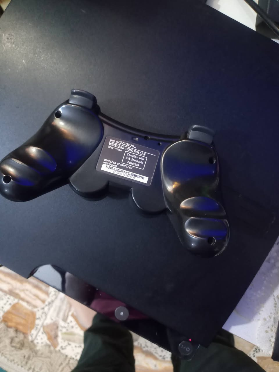 سلام عليكم ورحمه الله 
عندي بلي ستيشن 3 سلم مهكر
نظافة 99 % شوفت عينك 
بي 7 اللعاب قويه وتكدر تنزل بعد 
سعر اللعبه الف ونص 
وجان بي فيفا 2025 نزلتها ب10 بس مسحتها لان احنا من جماعة البيس
اغلب اللعاب باللغة العربيه 
تعليقات الطوبه
و مدل اوف هونر 
وغيرهن كله لغة عربيه

ملحقاته
يدات اصلي 2 
كيبل HD الاصلي 
شاحن يدات الاصلي
وكيبل التشغيل 
مابي اي كلج بأي لعبه وجاهز للعب
( بالنسبة الكلج الي يجي بلعبة اله الحرب الجزء الثالث {R1} هذا الكلج يجي بكل أجهزة البلي وما اله علاقة اليده بس اني 
🟥🟥ما عندي هذا الكلج سويته 🟥🟥
🟥🟥 انتبه ما عندي هذا الكلج (R1)🟥🟥

جهاز جاهز لللعب سعره قفل 130 قفل قفل 
او مراوس بدراجه بسيطه حتى لو ما بيها اوراق وتعبانه كشر  اهم شي مكينه 
مكاني بغداد المشتل 
وعندي توصيل للمناطق القريبه عليه 
***********
