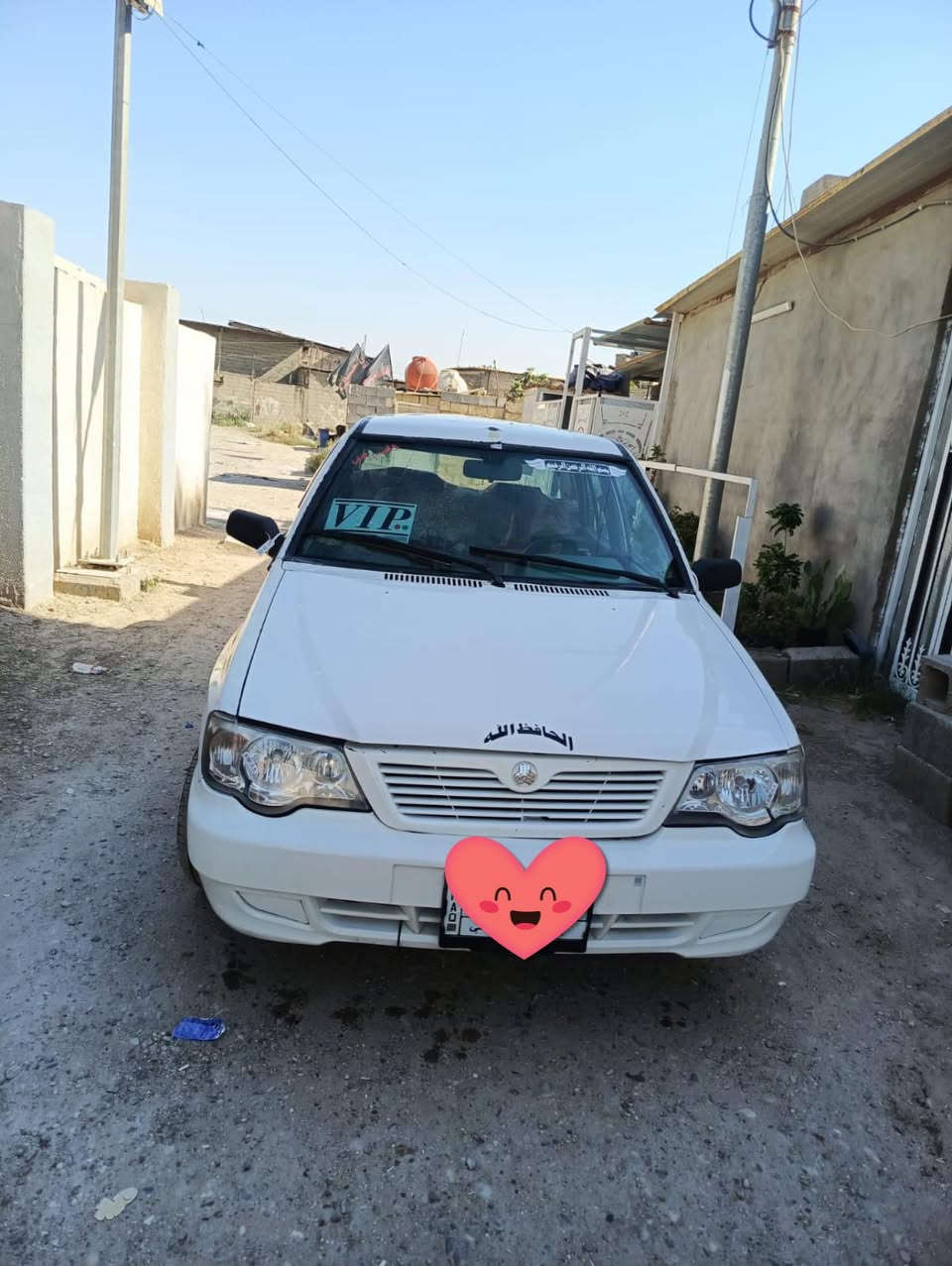 السلام عليكم سايبا للبيع موديل ٢٠١٠ بيضه خصوصي بدون راعي بدون تحويل سنويه ضايعه بيها تفاصيل للبيع مكينه وكير خير من الله شواصي نظيفه كشرها شوف العين كهربائيات كلها شغاله صدر امامي وخلفي جديد مكاني بغداد حي اور للاستفسار *********** متواجد واتساب سعر البيع ١٥ وبيها مجال حك الجيه
