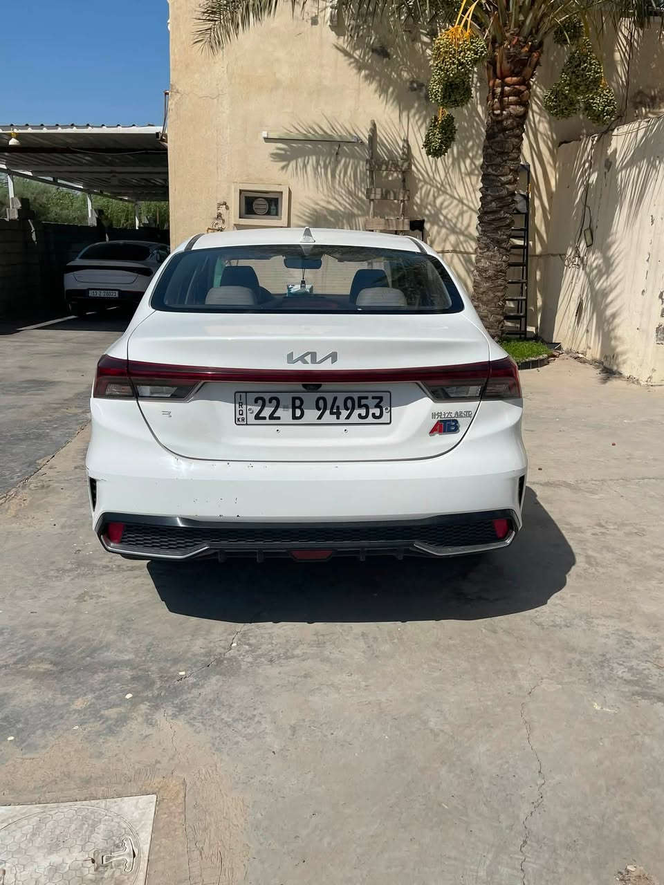 كيا K3 2022 ( خليجي )

بيها رصعه كلش خفيفه بلجاملغ ليمن الأمامي 

فول مواصفات - فتحة سلايد

المحرك: 1.5 لتر دبل نوزل

ناقل الحركة: 8 سرعات (كير طيارة)

رقم أربيل   - بأسمي شرط تحويل

المواصفات:

فتحة سقف

شاشة مع كاميرا

تبريد قطعتين + تحكم لمس

تحكم ستيرن جهتين

مثبت سرعة (كروز)

بصمة أبواب + بصمة تشغيل

شاحن وايرلس

أضوية LED زينون 3 عدسات متحركة + خلفي LED متصل 

صندوق ذكي بصمة (يفتح عند الاقتراب)

كوشنات جلد

سايد بريك بصمة

Auto Hold

(Sport / Eco / Smart / Comfort) وضعيات 4 درايف مود

السعر 125بيها مجال                       العنوان بغداد حي الجهاد  

رقم ***********
