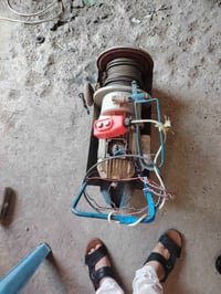 للبيع السعر 200 بي مشكلة بالكلج بس ما صلحتة 07821005061 الكورك بي واتس...