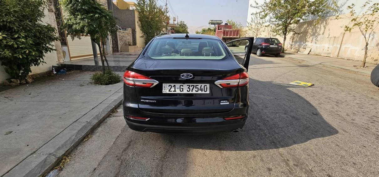 ford fusion 2020 SEL
قەپات مواسەفاتی ناو زەرد
۲ پارچە بۆیاخە بەبێ ناو گرتن
مەکینەی 15Torbo
گێڕوو مەکینە.و کارەبایی کامل بەشەرت
سەنەوی تازەیە
ئێرباگی سیستەمە
سیعر 132$ مەعامەلە

***********
***********

