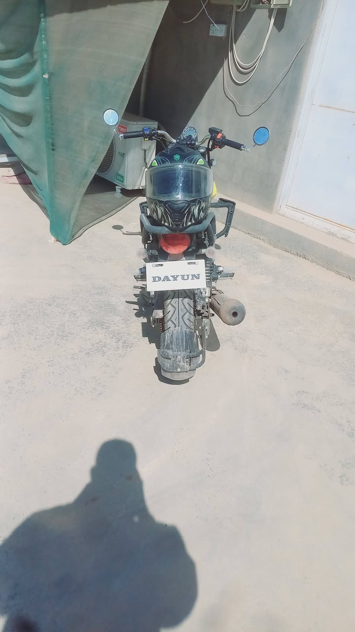 السلام عليكم/ بيع مستعجل
دايون لايتي 
الموديل 2024
حجم المحرك 200 cc
اصولي
السعر 1.250.000 وبي مجال قليل
طويريج ***********
