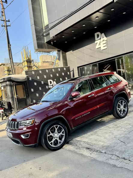 جيب مديل 2019 خليجي وكاله هارلم فول مواصفات للاخير جاهزه من كل نقص مكانها بغداد بيها قطعتين رش وبارد شبر بالقماره فقط تخم تاير جديد  تحويل او وكاله مباشر السعر 199 وبيه مجال بسيط للاستفسار ***********
