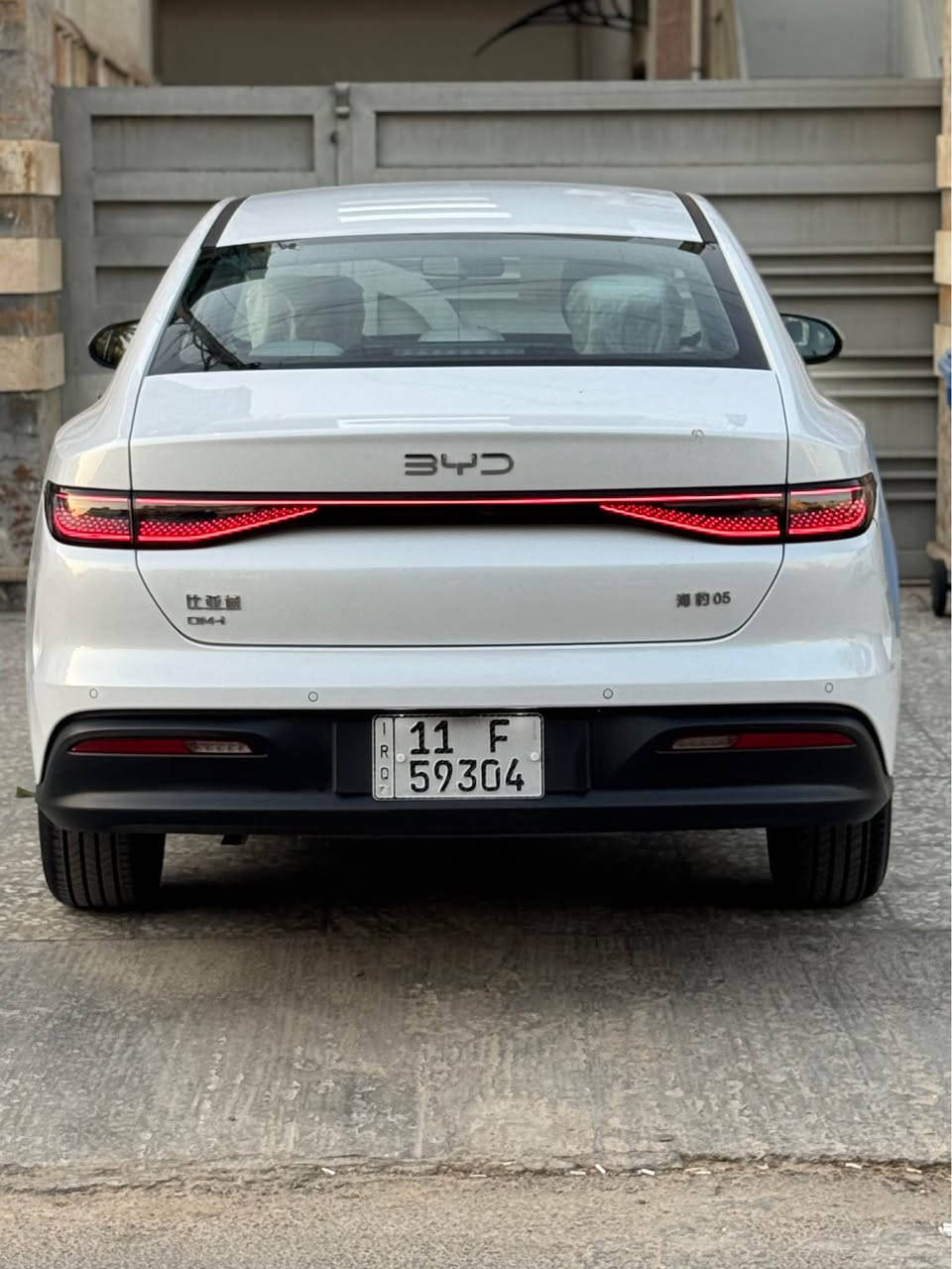 بي وادي  سيل فايف  2025    بلكن هايبرد  زيرو صفر باسمي      

 
بلكن هايبرد  ثلاث انظمه هايبرد + بانزين  شحن ذاتي + شحن خارجي تمشيك2200  كيلو سعه خزان الوقود 65 لتر 

عداد  كليومتر /صفر زيرو  

ملاحظه شاحنه اصليه وكارت + فوم معالج اطار 

🔥   سنويه باسمي  مثبت لوحات 🔥

عنوان /المنصور الداودي

🔵محرك يعمل لشحن البطاريه فقط  1500 هجين ثلاث انظمه شحن ذاتي + هايبرد + شحن خارجي 
🔵مقاعد جلد  ابيض     

🔵لايت داينمك عالي ناصي اوتو 

🔵شاشه وسطيه كبيره  مرتبطه بذكاء صطناعي + كامره خلفيه دواره 
🔵دركة دي جلد وحياكه 
🔵بكلايت لد   خليه دخاني  
🔵بصمه +كارت 
🔵هاندر بريك بصمه اوتو هولد 
🔵كيجات شاشه  
🔵لايت ليد لايت اوتو  + لد صباحي  
🔵تبريد قطعتين 
🔵ويل كب  حجم 16
🔵ايرباك عدد 10 

*********** بغداد, العراق
