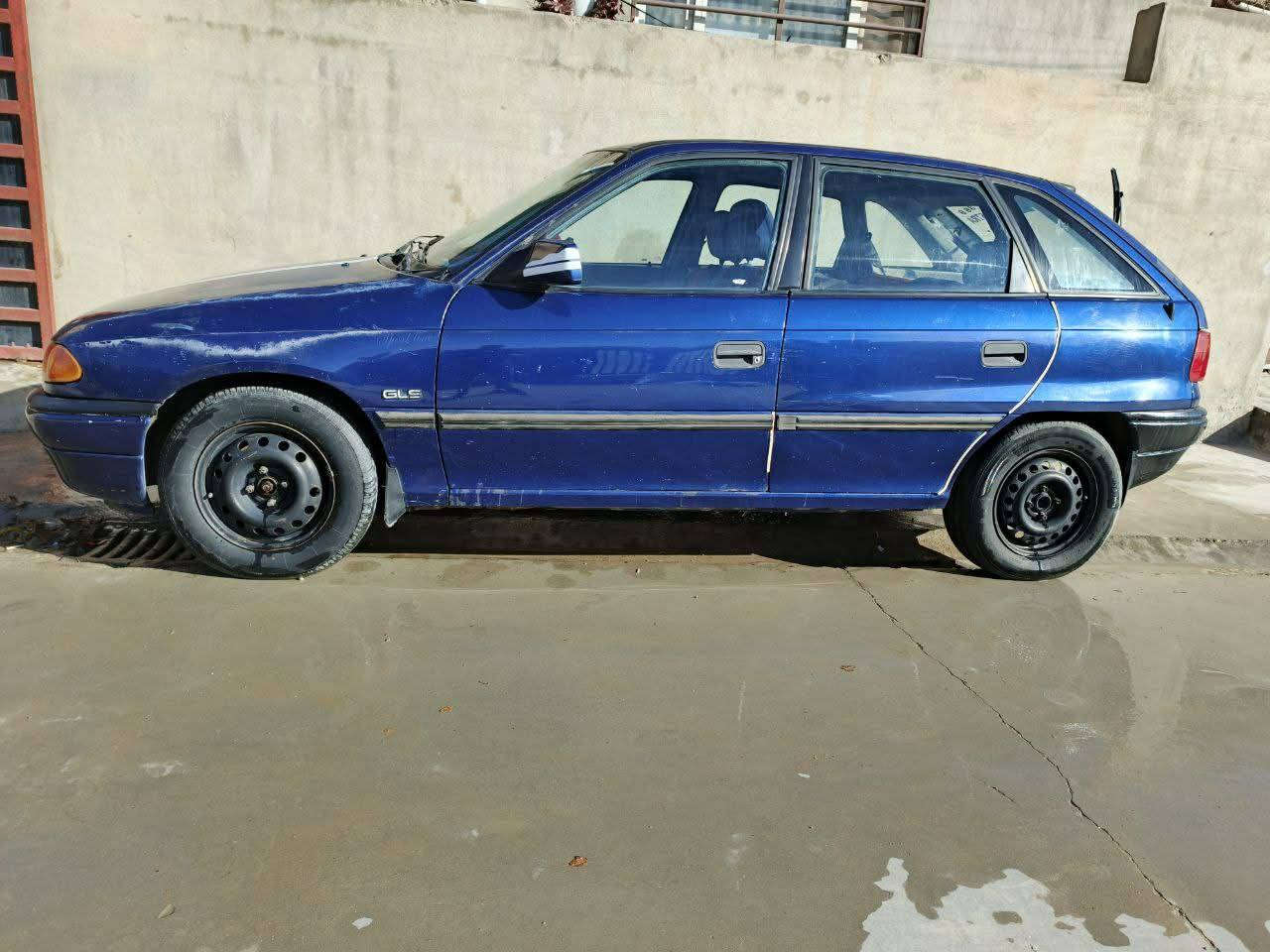 اوبل استرا موديل 1993 
. محرك 16 . رقم اربيل .
 سنوية صاقطة صارلها 7اشهر  . 
بيها دفتر بانزين . سيارة نضيفة بدون اي ضرب ما ضرب و بدون اي لحيم
 .. بس بيها خط بخار بسيط 
مكان السيارة كركوك . صاحب السيارة موجود بكركوك بشرط التحويل . 
السعر 37 ورقة ..وبيها مجال للشراي أن شاءالله 

تواصل على هذا الرقم بس . ***********
*********** كركوك, العراق
