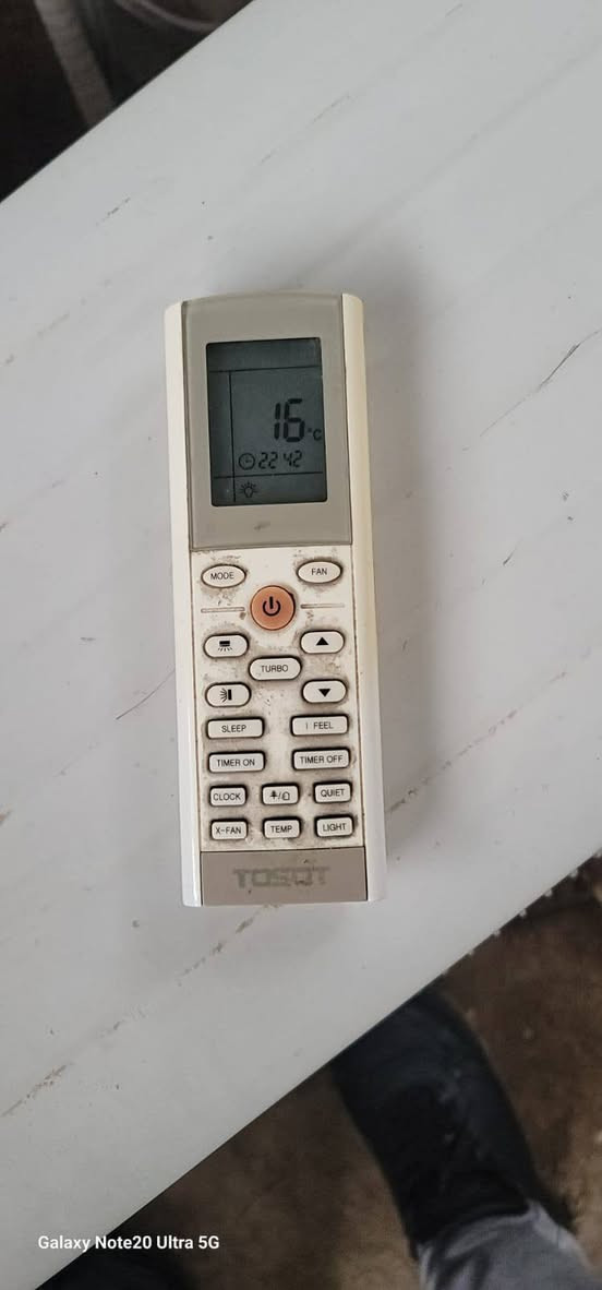 سبلت طن واحد كامل مع البواري والغاز مقفول كامل نوع توسوت
سعرها 200الف كامل


**إذا كنت صاحب هذا الإعلان وتريد حذفه لأي سبب، رجاءا أرسل رسالة إلى الدعم الفني**