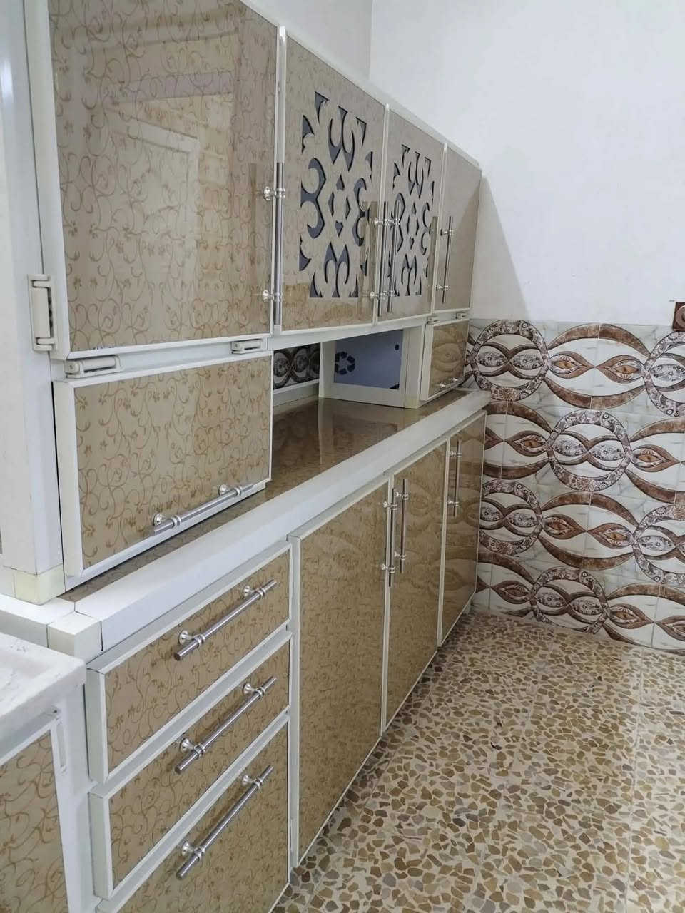 طباخ سعره 175الف
كونتر اسود سعره 340
كونتر عسلي سعره 325عنوان موصل كراج


**إذا كنت صاحب هذا الإعلان وتريد حذفه لأي سبب، رجاءا أرسل رسالة إلى الدعم الفني**