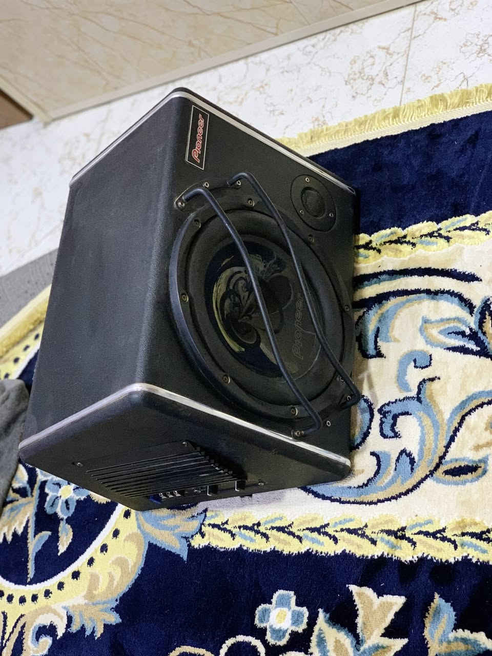 مضخم صوت
مستخدم شهر 
نضافه 100/80
صوت رعب 
جديد لوك 
ادفع سعر عجبني أبيعك 
***********
