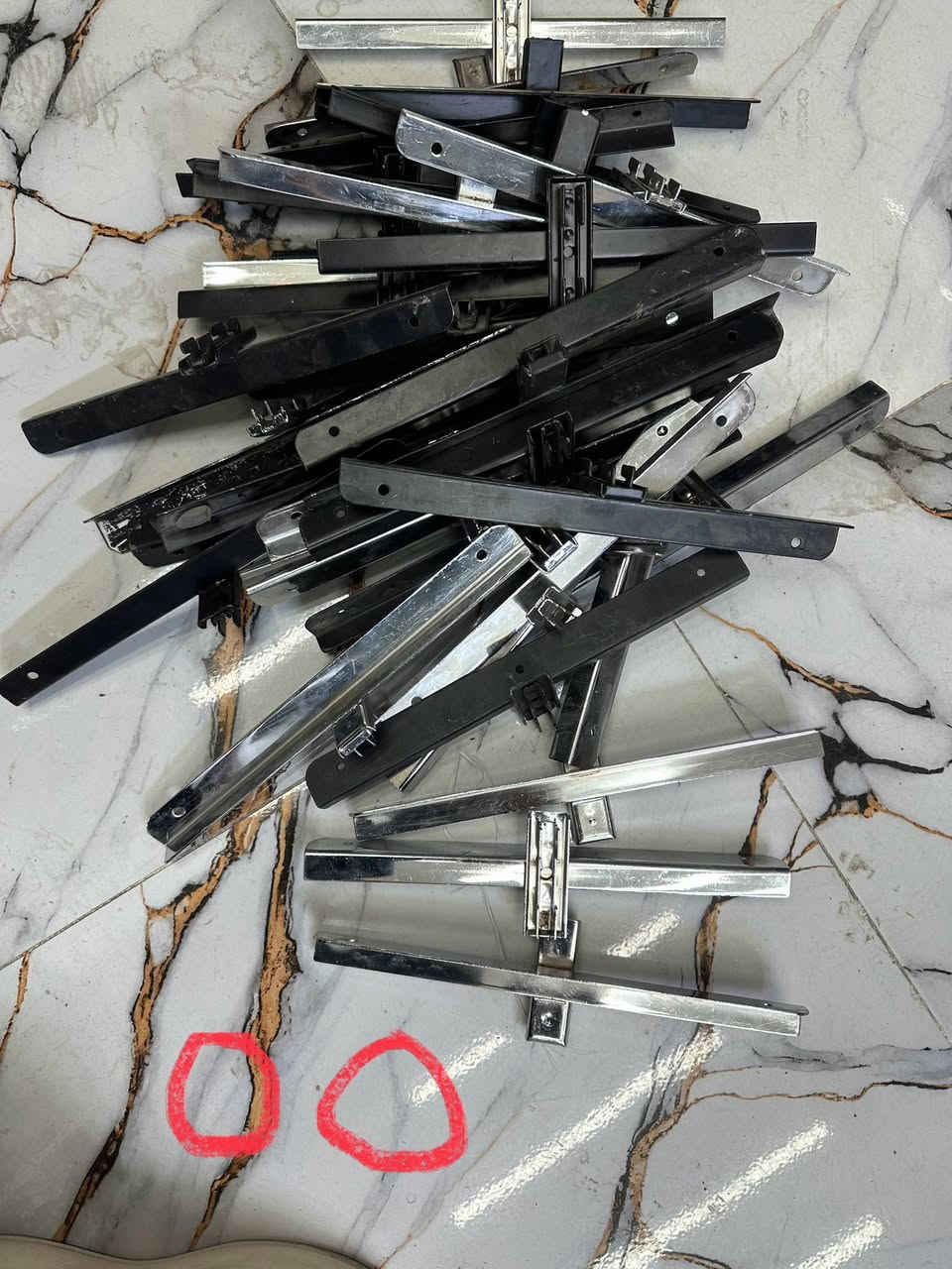 للبيع ديكور كامل بسعر مناسب الاستفسار  واتساب
‭0772 372 1699‬
