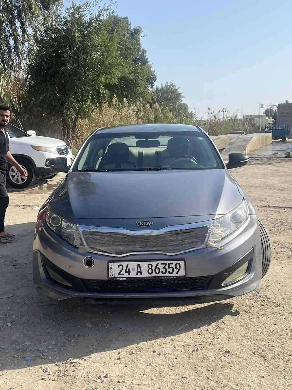 السلام عليكم كيا اوبتيما موديل ١١ خليجي رقم دهوك السيارة ضربتها جوملغ مصبوغه حزام سياره كامله كير مكينه حداديه جاهزه السعر ١٠٥ وبيها مجال لشراي مكان دوانية اي استفسار ***********
