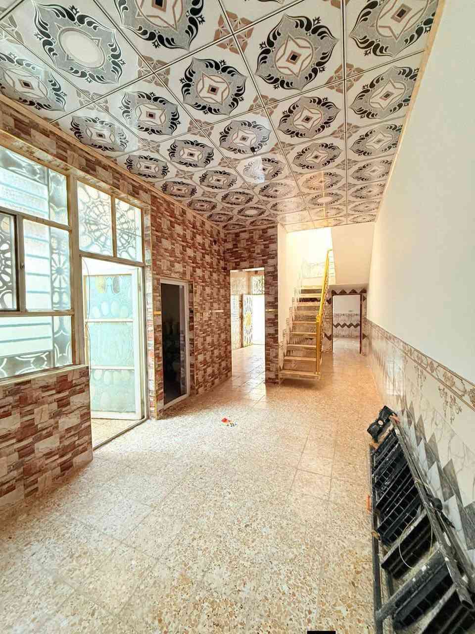 ياالله

يوجد لدينا بيت للبيع حي ميسان قطاع 23 قريب جدا من المركز الصحي وشارع الكيات والسوق مساحه 100متر يحتوي على غرفه وصاله واستقبال ومطبخ وصحيات صب كونكريت ارضيه كاشي جدران سيراميك سقوف سي إن سي البيت جدا نظيف ومرتب السعر المطلوب خاص 

للاستفسار والمعلومات الاتصال بنا ع الارقام التاليه 

***********

***********

***********

او مراجعه مكتب ألروان للوساطه العقاريه والمقاولات العامه 

عنوان المكتب حي ميسان ع الشريط قرب صيدليه الشراع مقابل الاستداره مباشر 

عندك بيت عرصه للبيع راسلنه وات ساب وتدلل 

نشتري جميع الدور والعرصات حي ميسان فقط
