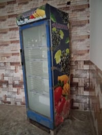 براد للبيع نظيف وجديد رقم 07780781504