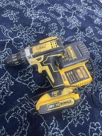 دريل • مستعمل • بطاريات