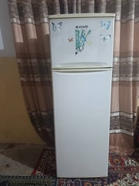 ثلاجة • ١٦ قدم • جديدة