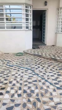 حي الجوسق • بيت تجاري • ٢٥٠م