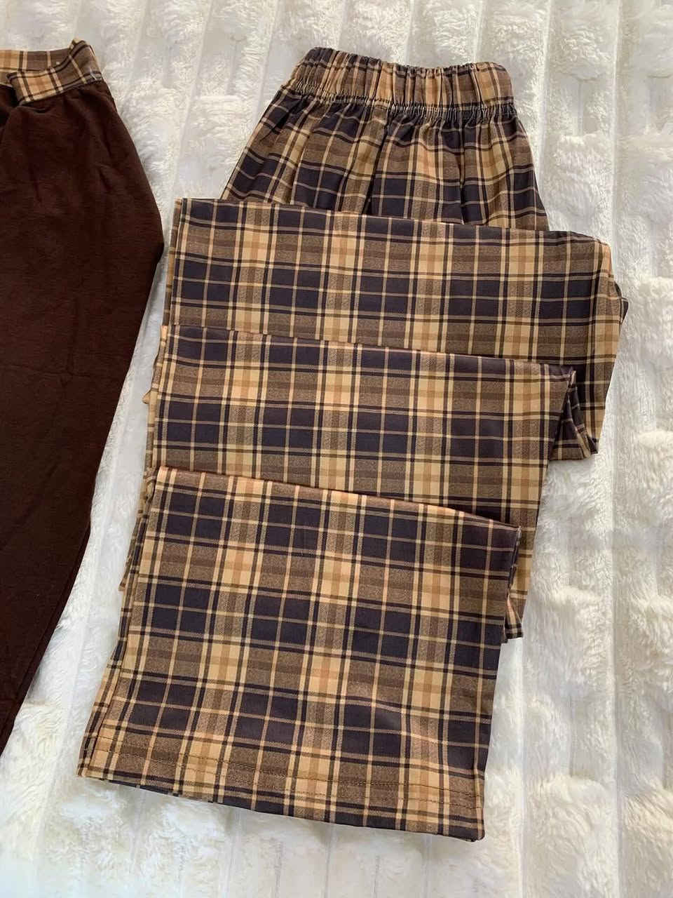 تراك كاروهات بني بهاري صيفي موديله نازل عن الكتف القياس فري سايز يلبس من وزن 45-75
السعر 17


**إذا كنت صاحب هذا الإعلان وتريد حذفه لأي سبب، رجاءا أرسل رسالة إلى الدعم الفني**