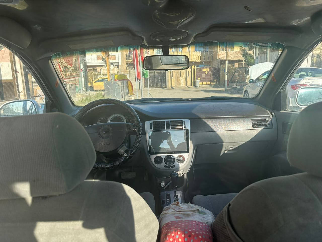 السلام عليكم 
اوبترا موديل 2011 رقم كربلاء دولي
 السنويه تنتهي 2030 تحويل مباشر  باسمي العنوان بغداد 
السعر 78 
*********** بغداد, العراق
