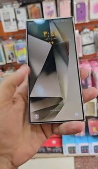 اس ٢٤ الترا • ذاكرة ٢٥٦ • ضهره مكسور