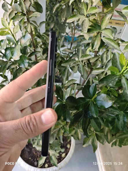 REDMI 13c

زاکیرە 256 گێگا 
ڕام 8+4
پاتری 5000

نرخ : 95 هەزاروقفڵ 

***********
***********

بۆ گەیاندن نرخ 5 هەزار

ناونیشان قەڵادزێ
