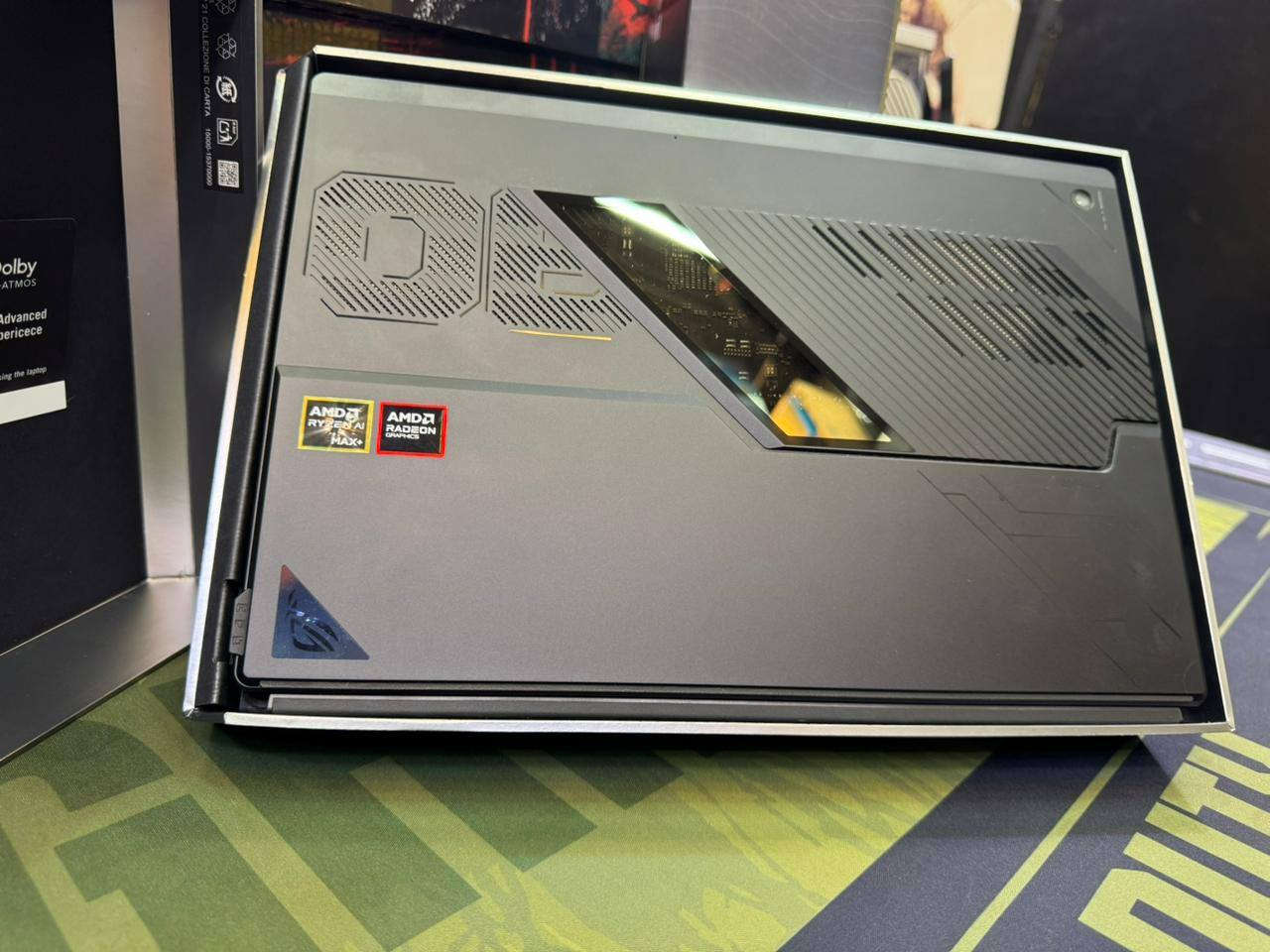 جديد بمعنى الكلمه يعني فقط مفحوص طبعا مشتري من شركة النبع سعره 3 ملايين و 600 ألف تكدرون تتأكدون من سعره والصوره موجوده بشركة النبع  والصراحه الجهاز مو أليه آني مكلف بالنشر أمانة الله والي يريد الجهاز أكدر أنزل من سعره من 400 إلى 500 الف غير هذا ميبيع 

لابتوب ASUS ROG Flow Z13 GZ302EA-RU056W بشاشة لمس 13.4 بوصة، 2.5K، 180 هرتز - معالج Ryzen AI MAX+395، ذاكرة وصول عشوائي (RAM) سعة 32 جيجابايت، قرص SSD سعة 1 تيرابايت، نظام تشغيل Windows 11 Home بغداد, العراق


**إذا كنت صاحب هذا الإعلان وتريد حذفه لأي سبب، رجاءا أرسل رسالة إلى الدعم الفني**