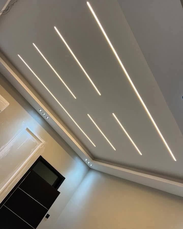 عمل كافة الديكورات الداخليه و الخارجيه والجداريه 
سقوف ثانويه 60×60
جبس مبورد 
ديكور ملكي 
واجهات
بديل الرخام بديل الخشب 
بديل الشبورد 
سحبات بورگ /فوم تركي 
*********** عمارة, ميسان
