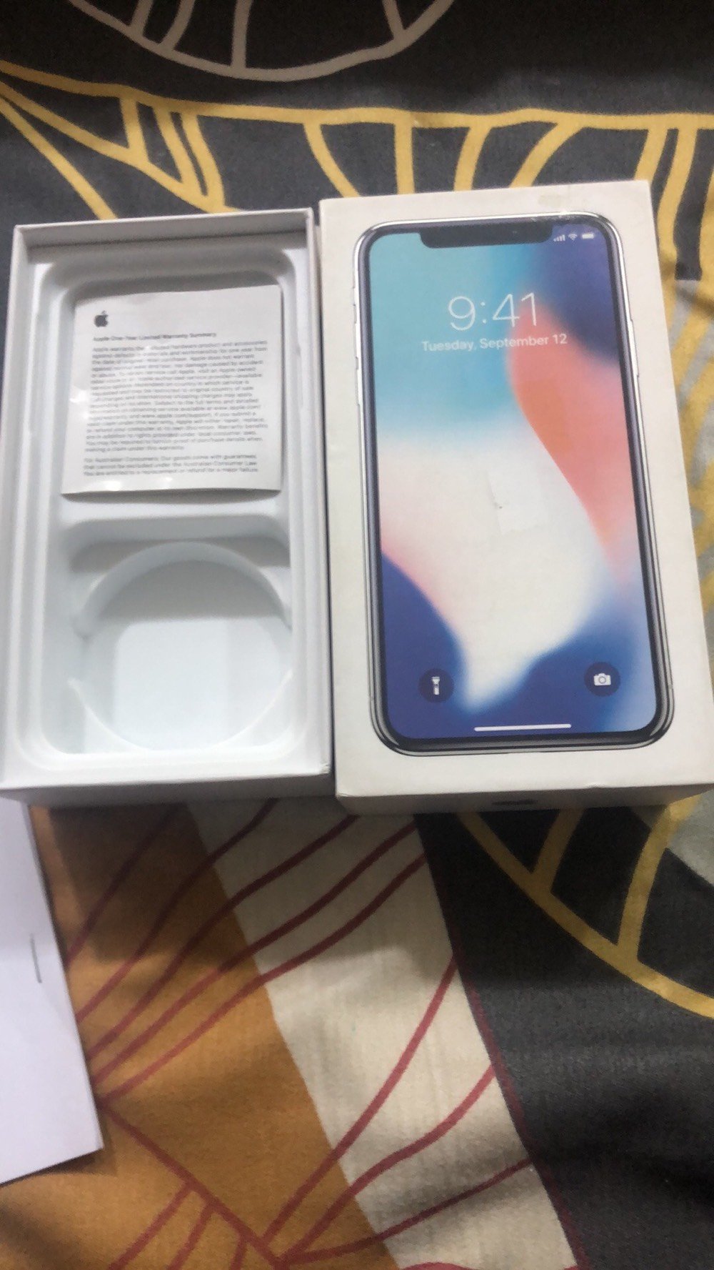 سلام عليكم ايفون Xللبيع

جهاز مكفول كلشي مابي فيس ايدي شغال والكامره شغاله 

ذاكره64 بطاريه 100 مستبدله تفصيخ (فقط بطاريه مستبدله) مكاني كوت حي الجامعه 