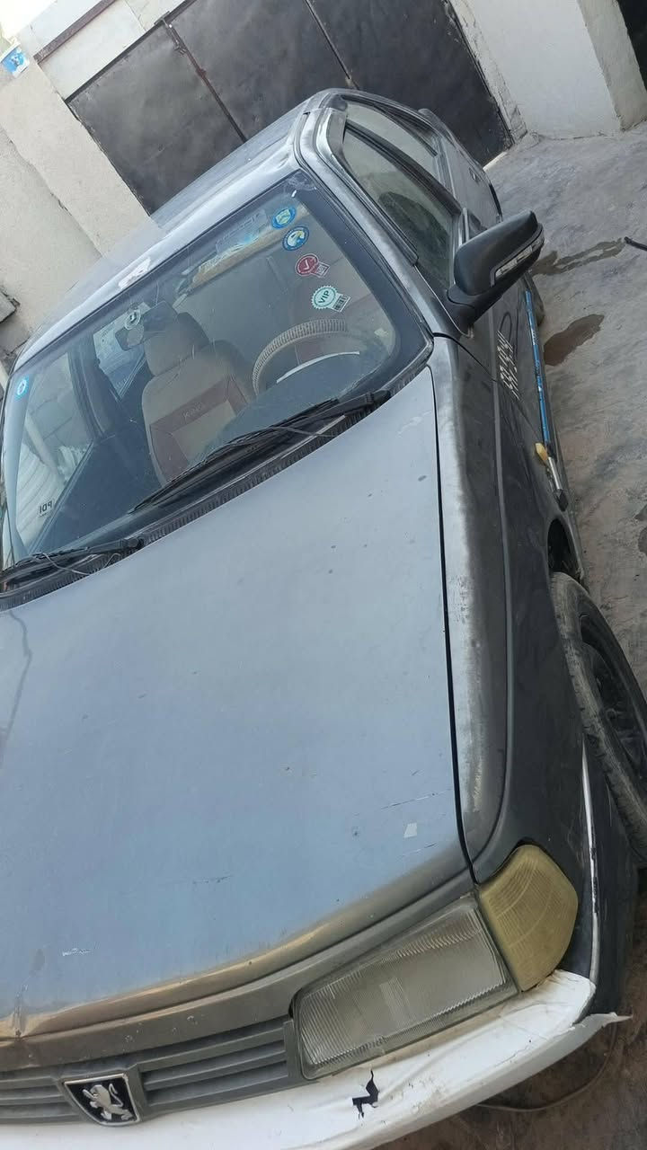 السلام عليكم بيجو 405 المكينه بيها خيط تبخير حداديه جديده تبريد شغال
سياره حلوه وماناقصها شي رقم انكليزي مكاني البصره الزبير السعر 27 وبيها مجال 
الرقم***********

