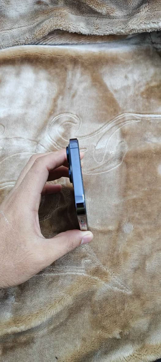 Iphone 14 pro max
128
1 سیم
پاتری 84
Face ID ✅

بێ کێشەیە
شاشەی گۆڕاوە بە ئەسلی DD
 کەڤەری گۆڕاوە 
نرخ 380$ أربيل, العراق


**إذا كنت صاحب هذا الإعلان وتريد حذفه لأي سبب، رجاءا أرسل رسالة إلى الدعم الفني**