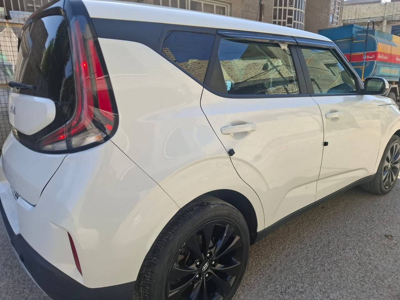 السلام عليكم
كياصول موديل 2024 وارد امريكي حادثه جاملغ ايمن فقط ومصبوغ ربع باب الصدر بدون دواخل صور الحادث داخل المنشور مكينة 2000 دوش لايت زنون شاشه كامره رادار بالامري تحكم استيرن جهتين ماشية 59 الف سونار داخل المنشور سيارة جديدة وجاهزة رقم بغداد الدولي مكاني بغداد المشتل رايده152ورقه وبيه مجال بسيط الرقم ***********
