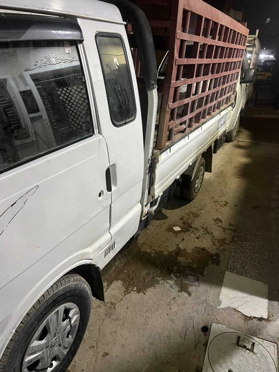 سلام عليكم ورحمة الله  كيه حمل موديل 95كير مكنه تخم تاير جديد السياره خير من الله  العنوان  الدوره السعر 52 بيه مجال الرقم ***********  رقم بابل تحويل مباشر
