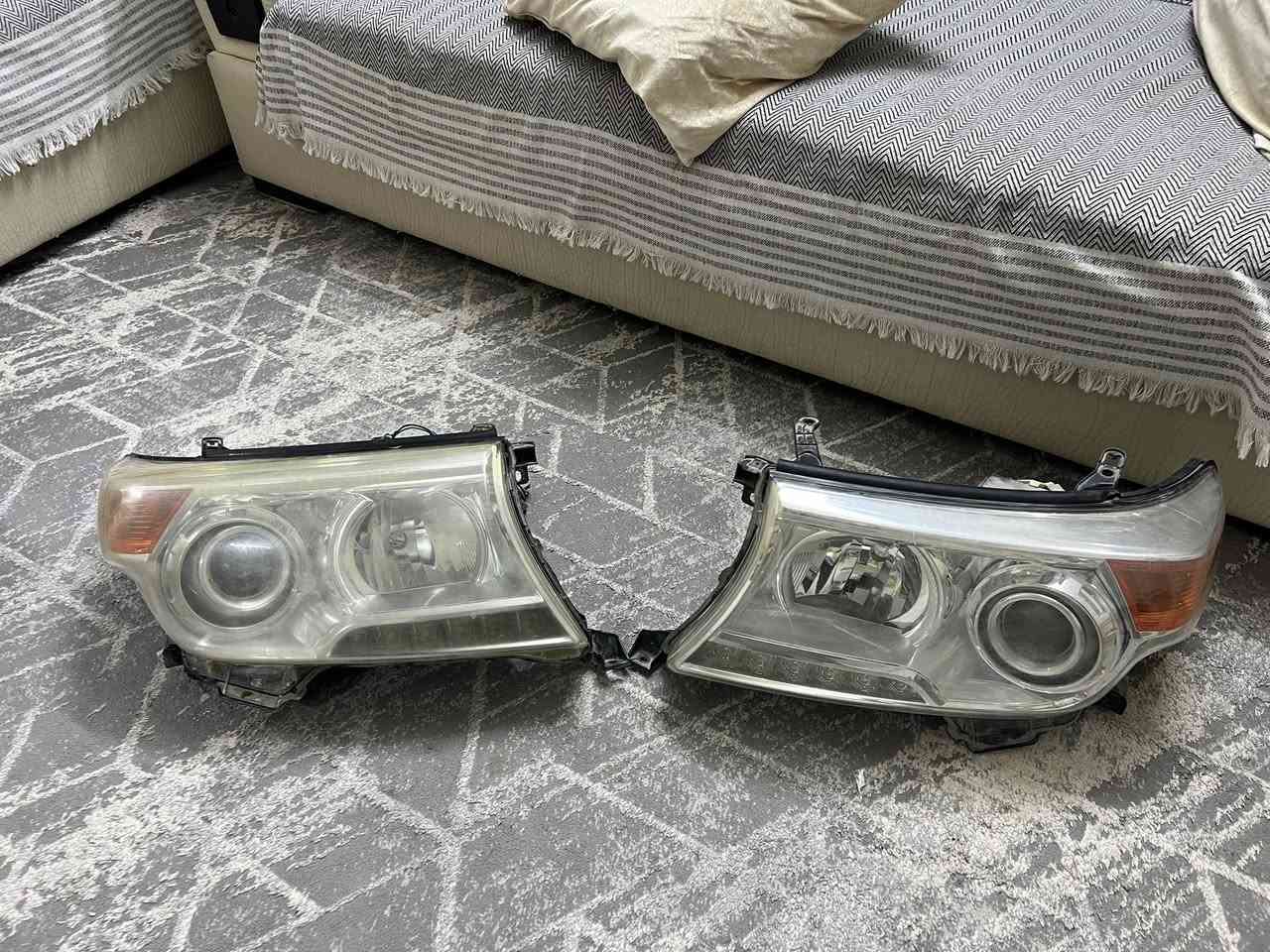 ماصدات لاندكروز من 12 إلى 15 اليسرى اصلي بلادي مستعمل واليمنى اصلي بس الجامة تجاري تعبانة يرادلها جلي السعر 150 ألف بغداد جميلة
الاستفسار ***********
