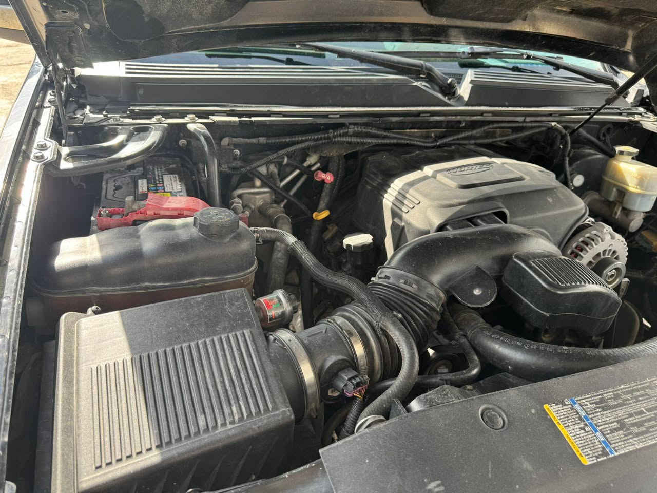 سلام عليكم تاهو موديل 8كير مكينه حداديه تبريد تاير جديد السعر 80بيه مجال العنوان  ناصريه المركز 
بدون سنويه  ***********  بدون مراوس فقط بيع
