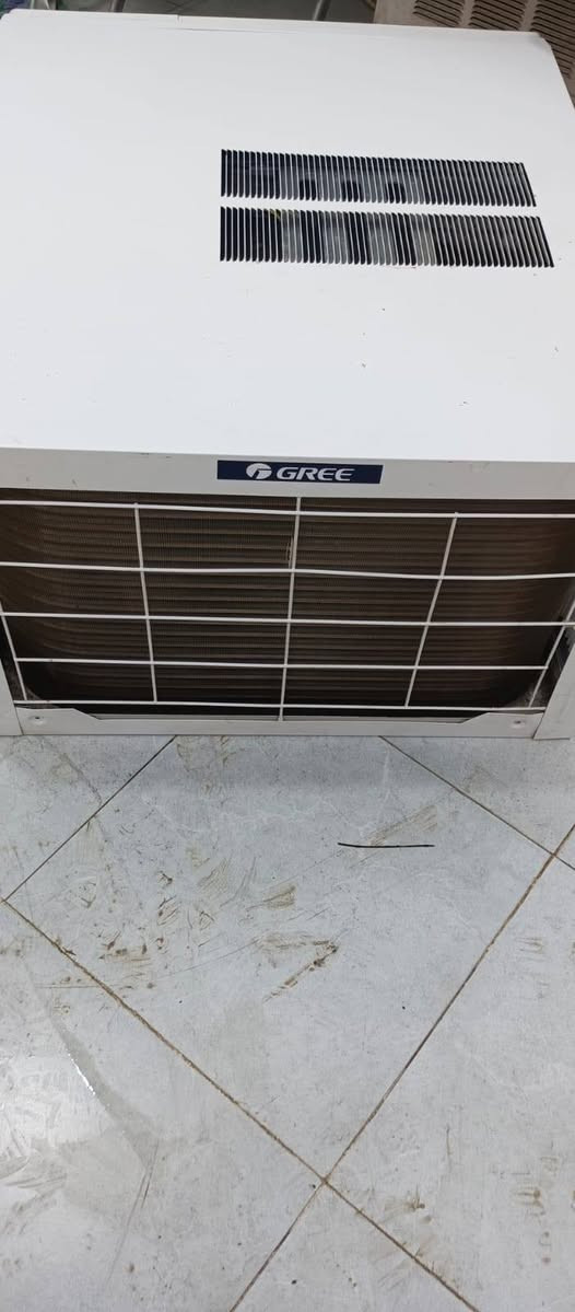 مكيف گري 2 طن اخو الجديد 
السعر 325 الف
اتصال فقط  ***********
