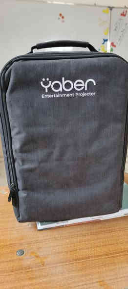 داتا شو yaber 7 pro  غني عن التعريف حجم كبير جهاز دقه و سرعه فول ينفع للتدريس و لكل الاستخدامات حتى بالضوء الدقه مالته حلوه  مستخدم كلش قليل ويا جهاز tv box نظام اندرويد بي جميع التطبيقات التحتاجها طبعاً جميع الملحقات موجوده 
رايدهن ١٠٠ قفل مكاني كربلاء 
***********
