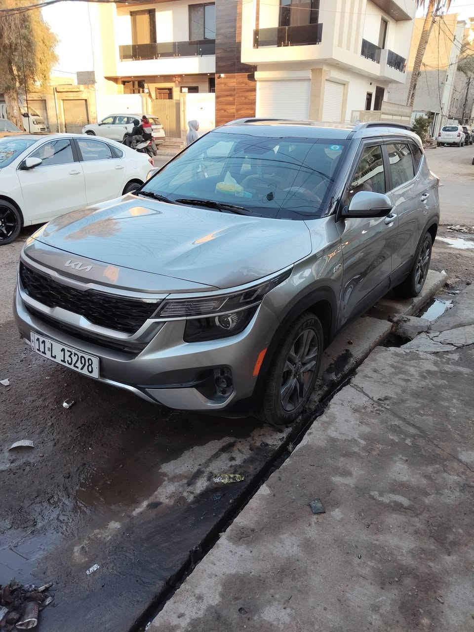 مرحبا أصدقائي بعد اذن الادمن
سياره عاليه كيا سيليتوس موديل 2022 السعر 165 ورقه
ماشيه 25 الف كيلو متر محرك جديد   نضيفه جدا جدا
تشغيل بصمه تحكم ستيرن نضام ايكو بنزين اقتصادي حجم محرك الفين ويل كب حلو صالونه نضيف كلش كلش تبريد ثلج
شاشه عريضه بلادي سياره وارد أمريكي بيها ربع جاملغ  مصبوغ ورش امامي رح اوضحه بالصوره بلجزء الامامي
صدر امامي خلفي جديد الشراي يجي ياخذه سونر ويتأكد
للتواصل ***********
