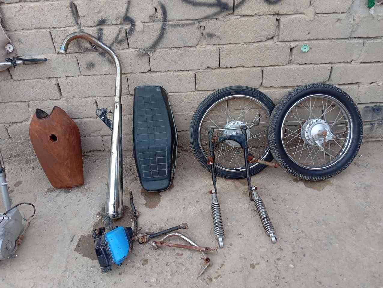 سلام عليكم لبيع مافرد منهن شلع
***********
