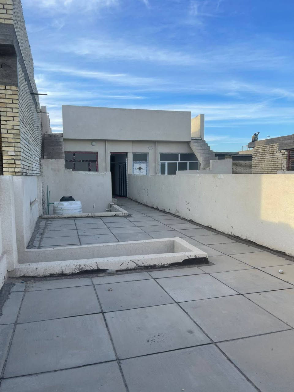 سلام عليكم
للبيع بيوت تونات المساحه كل دار 200 متر
الموقع بغداد الكرخ منطقه الدوانم شرطه الخامسة
السعر جداً مناسب 148 الواحد وبي مجال
طابو زراعي سند 25

كل دار بي 3 غرف نوم 3 حمامات صاله مطبخ هول داخلي مناور عدد 2  كراج حديقه عرض شارع 12 متر تبليط بناء طابوك درجه اولى مكاتبه اقرار محكمه

الاستفسار الاتصال على الرقم
*********** واتساب
