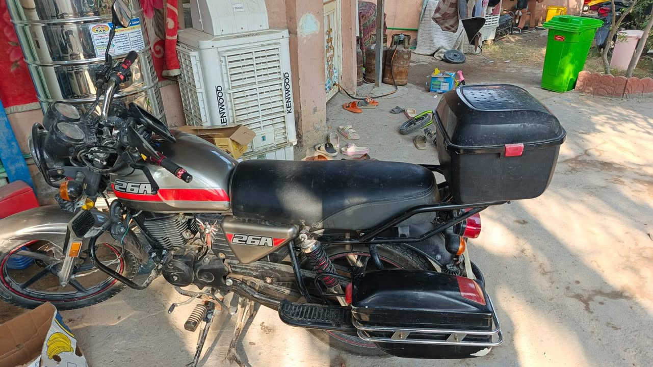 اوراق اصولي موديل 23 مكفوله كلها مكلف بنشر هذا صاحب الدراجه ***********
