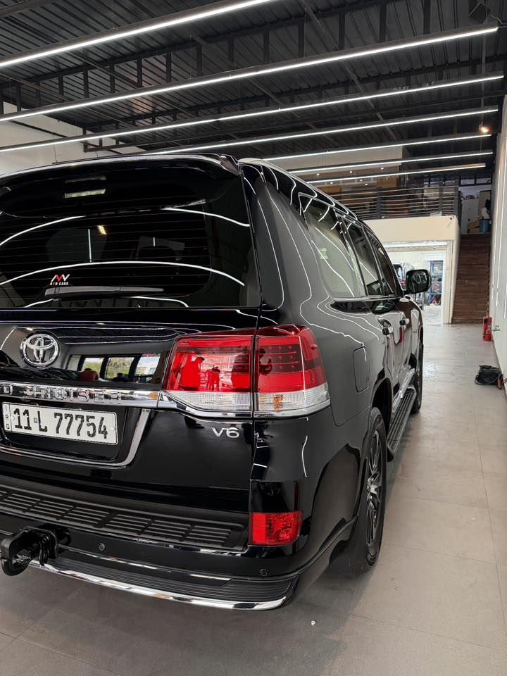 السلام عليكم 

لاندكروز GXR
موديل 2021 بريم اصل dvd ب سقف
السيارة 5 كامرات داخل قرميدي
ماشيه 75 الف حقيقي
السياره كفالة عامة بدون اي ملاحظة 
مكانها بغداد 
‭٠٧٨٤ ١١١ ٦٠٠٠
