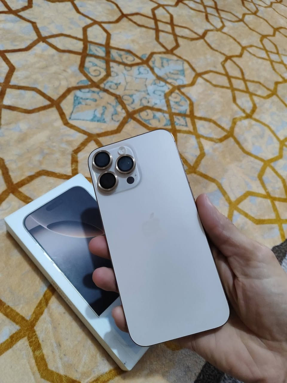 السلام عليكم 

ايفون 16 برو ماكس

ذاكره 256

بطاريه 92

ظمان وكاله

الـــسعر 1.225

عنوان بغداد حسينيه 
رقم ***********
