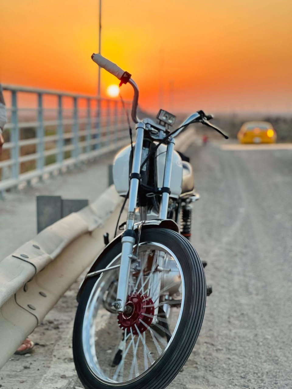 سلام عليكم دراجه البيع  موديل 15 اوراق  البيع مراوس حسب القناعه دراجه تعمير كله 24   كله جديد السعر خاص
     بدون سبايدر 
 مكان الرفاعي جسر الشركات  رقم ***********
