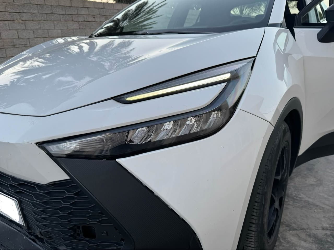 للبيع تويوتا CH-R هايبرد موديل 2024 رقم بغداد الجديد وارد اوربي صبغ بنيد فقط بدون دواخل بدون شاصي بدون تبديل اي قطعة ايرباك بردة فقط السيارة كلش حلوه ماشية 79 الف كيلو يدات شفط مع بصمه تشغيل ودخول ذكي مري شفط انارة امامي خلفي داخلي كله لد انارة ترحيب مع الشعار كير محرك لكزز 1.8 اقتصادية بالبانزين رادار امامي خلفي تكييفي توقف خروج عن المسار شاشه كاربلي واير ليس عداد دجتل لغة عربية ..
مكان السيارة بغداد وسامرة ..
السعر 180$ مجال بسيط
*********** بغداد, العراق
