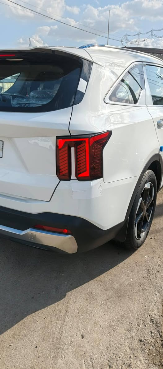 السلام عليكم البيع كيا سورنتو موديل ٢٠٢٤ خليجي زيرو ماشيه ١٦ آلاف بسمي رقم بغداد بعدهي بابلفون كلهه عليه بنيد قماره نايلون شركه بعدهي زيرو مكفوله كفاله عامه من صبغ ورصعات ونكراش  عده شخطين بل PDR فقط سياره زيرو
بصمه

جلد 

صندوك كهرباء 

كرسي ساق كهربائي 

كرسي صدر كهربائي

باب خلفي كهربائي

محركه ٦ سلندر. 

٣٥٠٠ 

شفتات. ستيرن 

تحكم ستيرن جهتين 

مري شفط وترحيب 

ثلاجه 

لايت زنون ٣ عدسات 

أريل نفكيشن 

شاشه متصله 

رادار امامي 

ويل ١٩ 

دادشو 

كير ماوس 

هندبريك بصمه 

7 راكب 

٣ قطع تبريد 

كراسي الخلفيه كهربه

4 تحكمات قياده 

حساس امامي أصلي 

حساس خلفي اصلي 

كامره خلفيه اصليه 

تشغيل عن بعد. 

شاحن واير ليس

بك لايت لايدي

فول مكاني بغداد جديده رقمام جدد هزه جديد و بسمي رقمي ***********أبو علي
