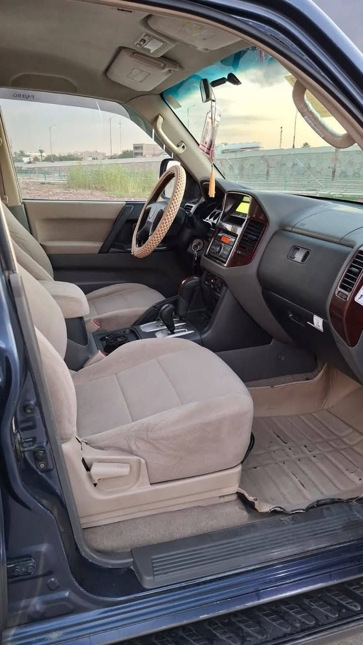 باجيرو ٢٠٠٦ وارد خليجي
مكينة 3800
بدون تبديل بدون حادث بيهه صبغ مكانات نص فول سبعه راكب ثلاث قطع تبريد داخل عسلي صاج فور ويل شاشه كامره خلفيه  تبريد ثلج تخم تاير داخل جديد رقم بغداد دولي بسمي تحويل مباشر السعر 100  بيهه مجال الاتصال ***********  مكان كربلاء  ..
