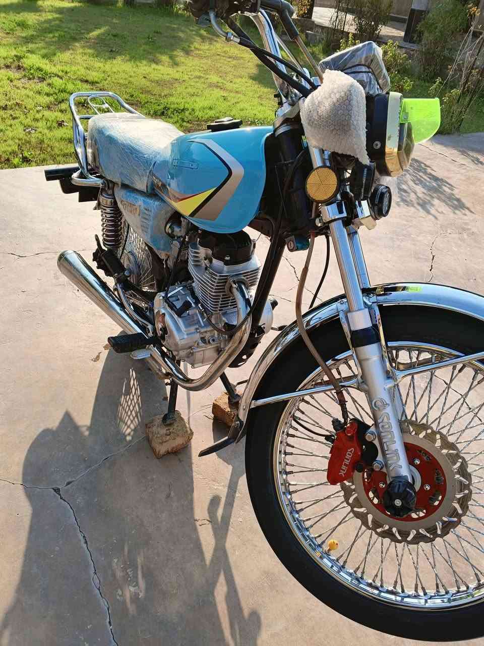 تايكر للبيع موديل 24
ماناقصها شي 
مكينته ناعمه
كهربائيات كله شغاله 
عداد اكتروني شاشه
السعر خاص او اتصل
***********
