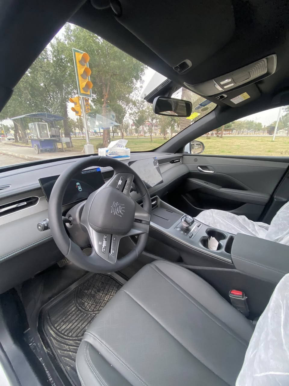 السلام عليكم 
كن بلاص 2025

داخل زيتوني مرقم كامل 

كفاله عامه

 بأسمي تحويل مباشر ثاني يوم

شاحنه كارت بصمه 

ماشيه 1662 فقط 

السعر 18450 وبيه مجال قليل

مكاني بغداد ***********
