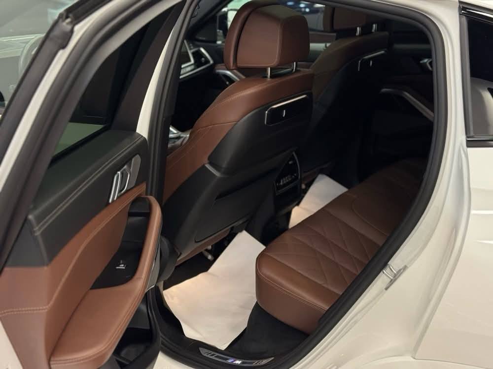 کوردی ـ عربـــــي 
BMW X6 M-PACKAGE BLACK EDITION PRO 2025
Engine: V6 3.0L 🚀
ژمارە کاتی 
34 هزار روشتووە 
کلین تایتل// بێ بویاغ 
دەعامی بۆ دەعامی بە شەرت 💯
وارد ئەمریکی 🇺🇸 
داخل قهوای بیلادی 🤎
💰نرخی 730 وەرقە و مجال
شەغال , بانوراما , داتاشوو, 360 کامیرە , حەساس , رادار, X-DRIVE  زور تایبەتمەندی تر ...
📍شوێن هەولێر 
~~~~~~~~~~~
0751-2004-377
0772-818-6453
~~~~~~~~~~~
BMW X6 M-PACKAGE BLACK EDITION PRO 2025
Engine: V6 3.0L 🚀
رقم کاتي 
ماشي 34 الف
کلین تایتل// بدون صبغ 
دعامي ب دعامي شرط 💯
وارد امریکي 🇺🇸 
داخل قهوای بیلادي 🤎
💰سعر 730 ورقة بي مجال 
داتاشو , بانوراما , شغال , 360 کامیرة , حساس, رادار , X-DRIVE ...
📍مکان سیارة اربیل أربيل, العراق


**إذا كنت صاحب هذا الإعلان وتريد حذفه لأي سبب، رجاءا أرسل رسالة إلى الدعم الفني**