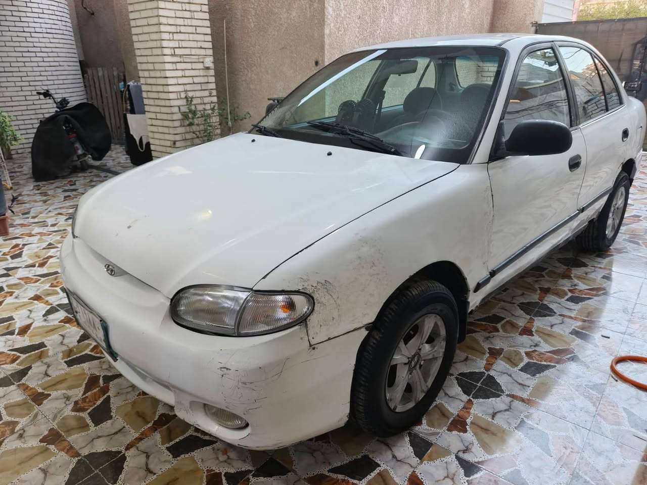 هونداي اكسل موديل 1998 رقم بغداد مميز للاتصال *********** تبريد ثلج محرك كير حداديه جدد سياره جاهزه بيه صبغ عام  تحمل رقم مميز ١٩٨٨٠ بغداد  تحويل ثاني يوم العنوان بغداد حي الجامعه السعر ٣٧ سيارة جاهزه وتري وين تريد مع تبريد ثلج بغداد, العراق
