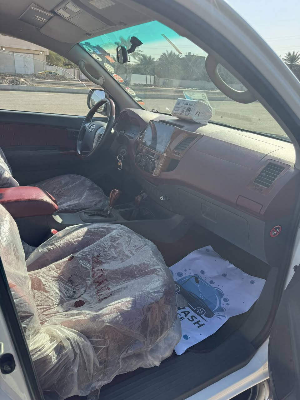 لسلام عليكم تيوتاهايلوكس 2013فورويل عالي رقم أربيل بسمي هزه جديده ماشيه 145الف السياره بس الباب مال البدي الوره مصبوغ والباقي كفاله عامه من الباردوالصبغ مكينه ممفتوحه تخم تايرالسياره جديده السعر235اوبيهه مجال للستفسارهاتف *********** مكان السياره بغدادالشعب
