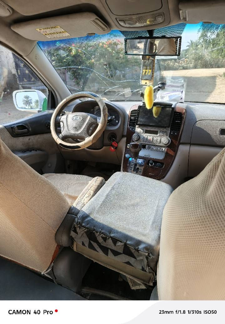 السلام عليكم ورحمة الله وبركاته عندي كيه هونداي انتروج محرك مسكر كاز سياره جاهزه ونظيفه ظربتهه جاملغ الخلفي ضربه خفيفه وبيهه صبغ حزام جماليه فقط تاير باتري سلف محرك كير كفاله مراوس بيكم ترهم النترا خصوصي الشراي يتصل *********** السماوا, المثنى
